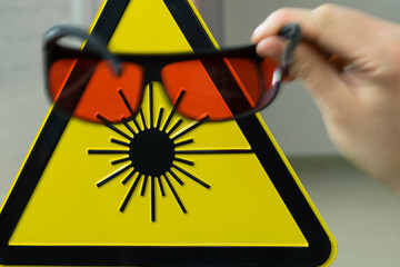 240_F_104222122_QK0QkSUrz5ZTmLHAUYAqRQXZjxJSq9u7 What class is your laser? What you should know for your safety