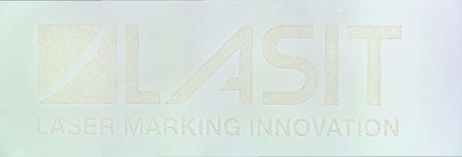 3-Pico-interno-bianco Laser Marking on Glass: The LASIT Revolution