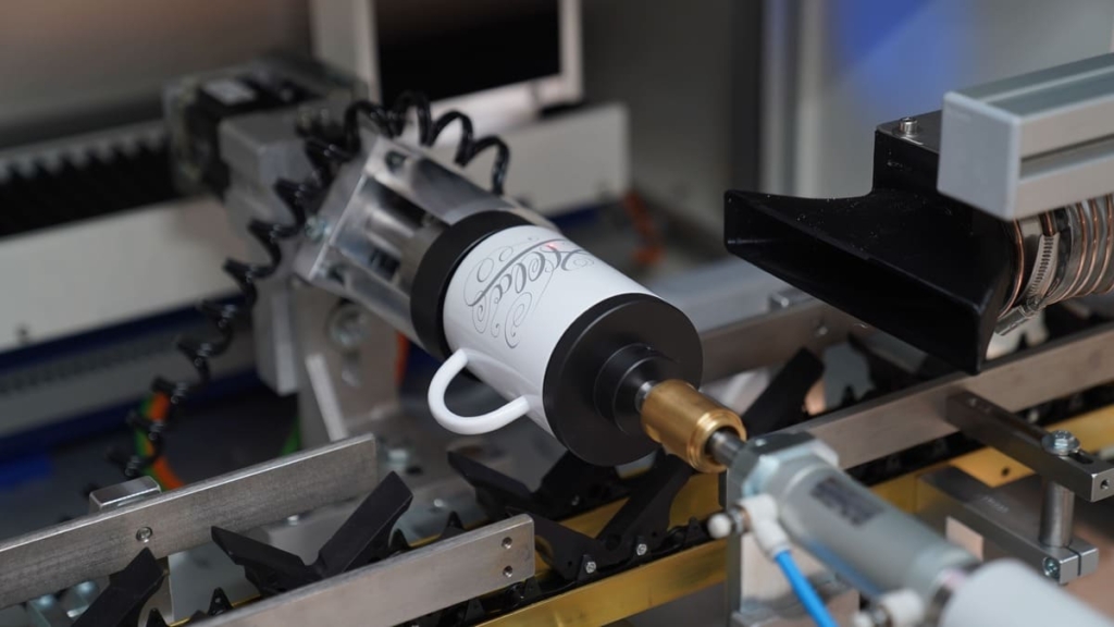 360_LASER_MARKING_MUG-1024x576 Drinkfeeder - The automatic laser marker for water bottles