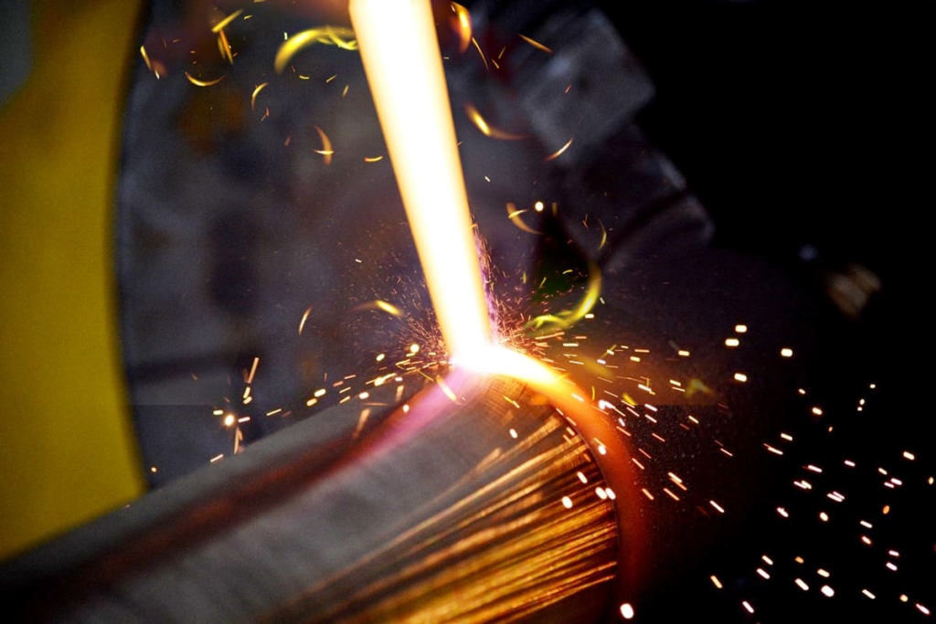 Differenze-fra-marcatura-Laser-e-Saldatura-Laser-1024x683 Laser Cleaning Before Laser Welding: How Surface Preparation Determines Joint Quality