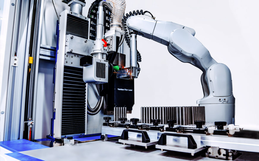 powerclean-con-braccio-robotico-1024x635 Automated Laser Marking for Cutting Tools: The TowerTool Solution for High Volume Production