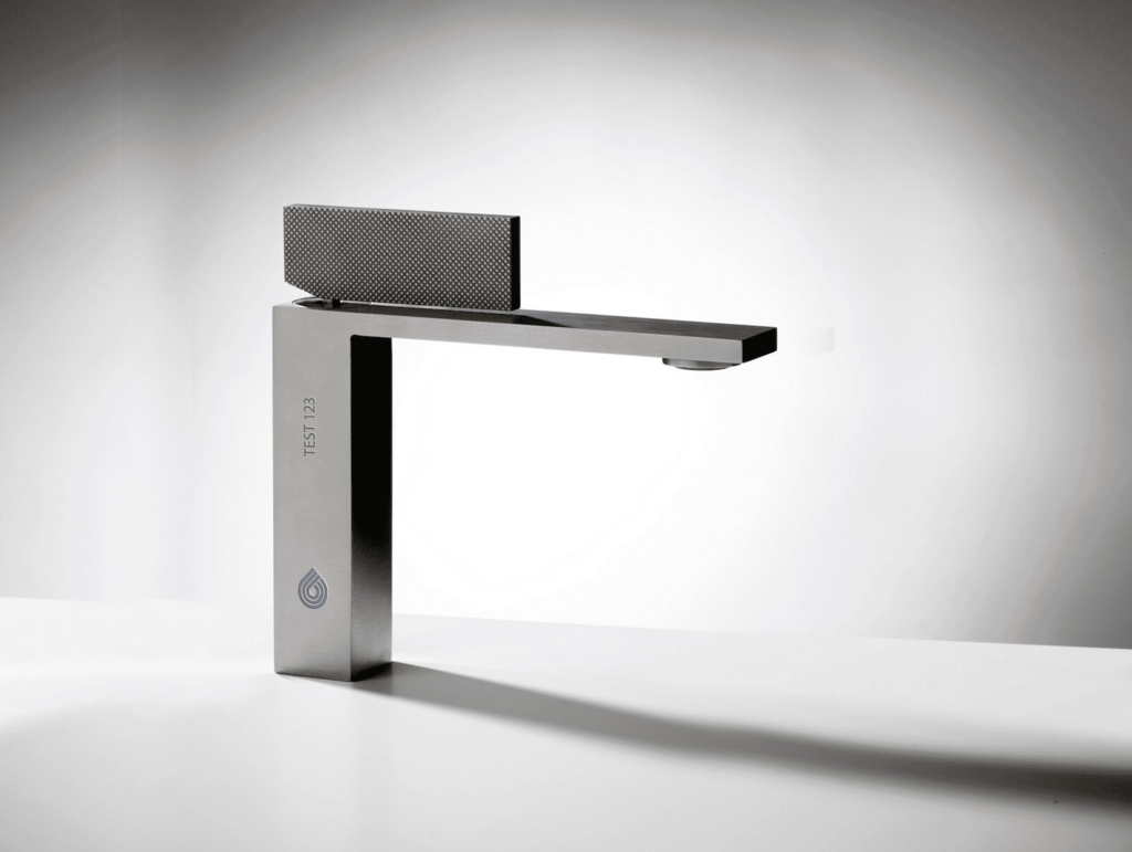 Marcatura-laser-rubinetteria-1-1024x771 The evolution of laser marking in the faucet industry: from vanadate to fiber optics